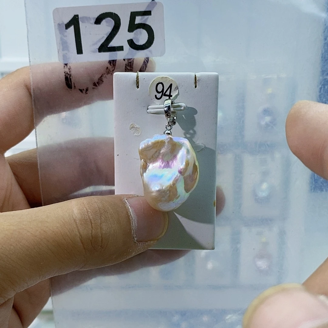 淡水珍珠合金颈饰