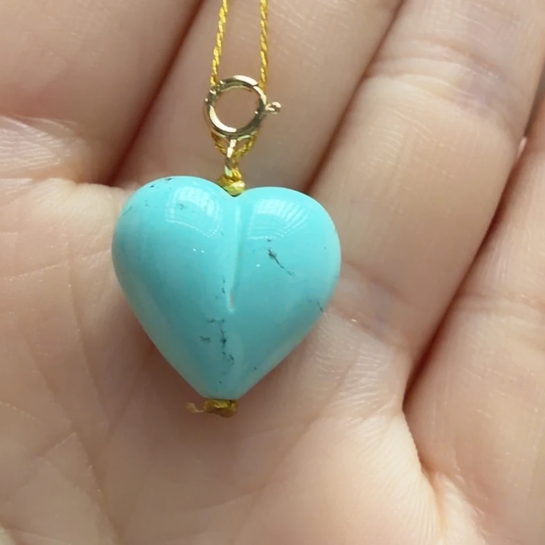 绿松石未镶嵌颈饰