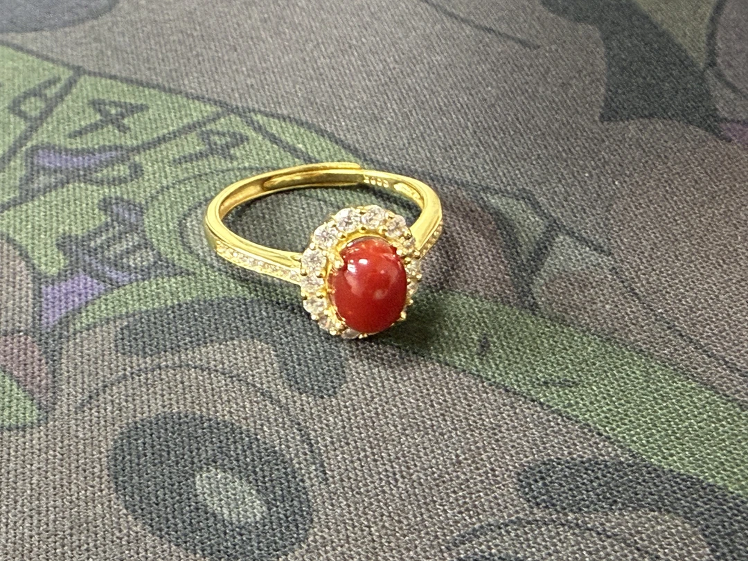 【老四珠宝】天然珊瑚 精美戒指 多样性发其一