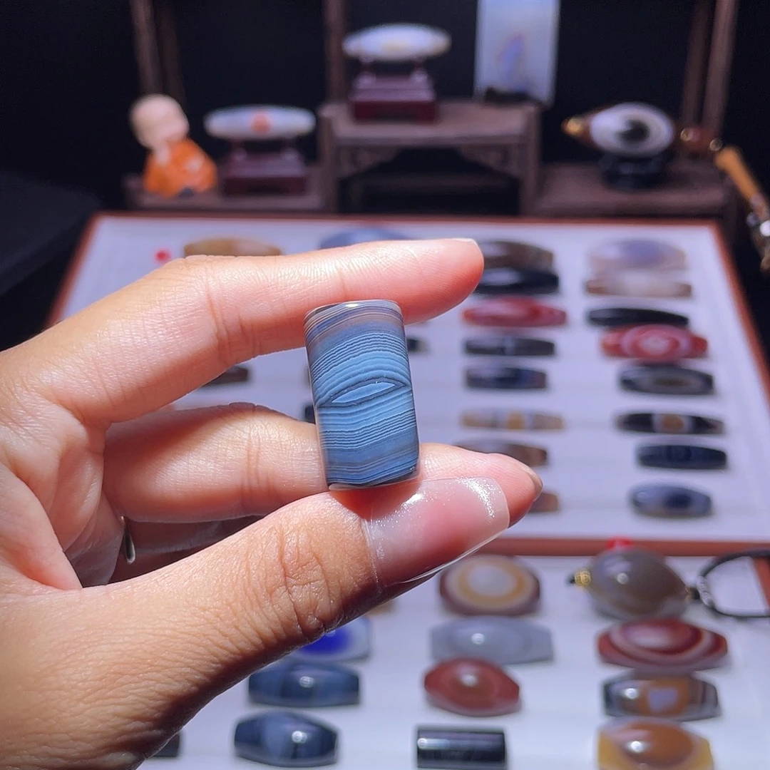 玛瑙/玉髓未镶嵌吊坠(赠链)