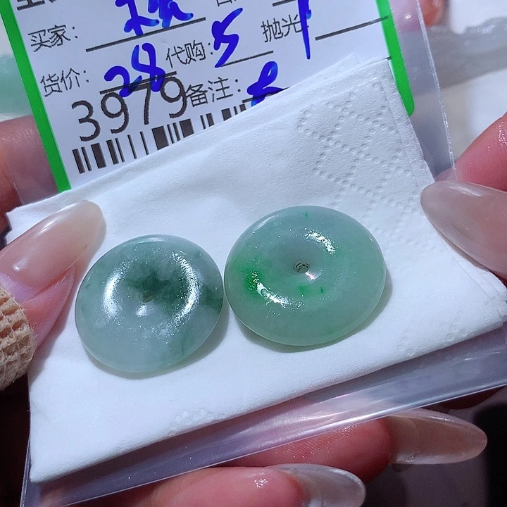核***壁未镶嵌定制翡翠你