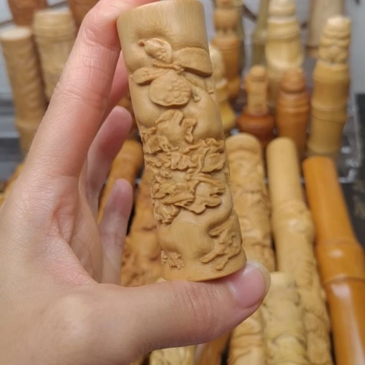 乄***卝竹黄皮料子浮雕蝶恋花