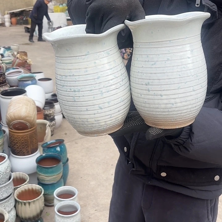 红陶白两个口径18高度20