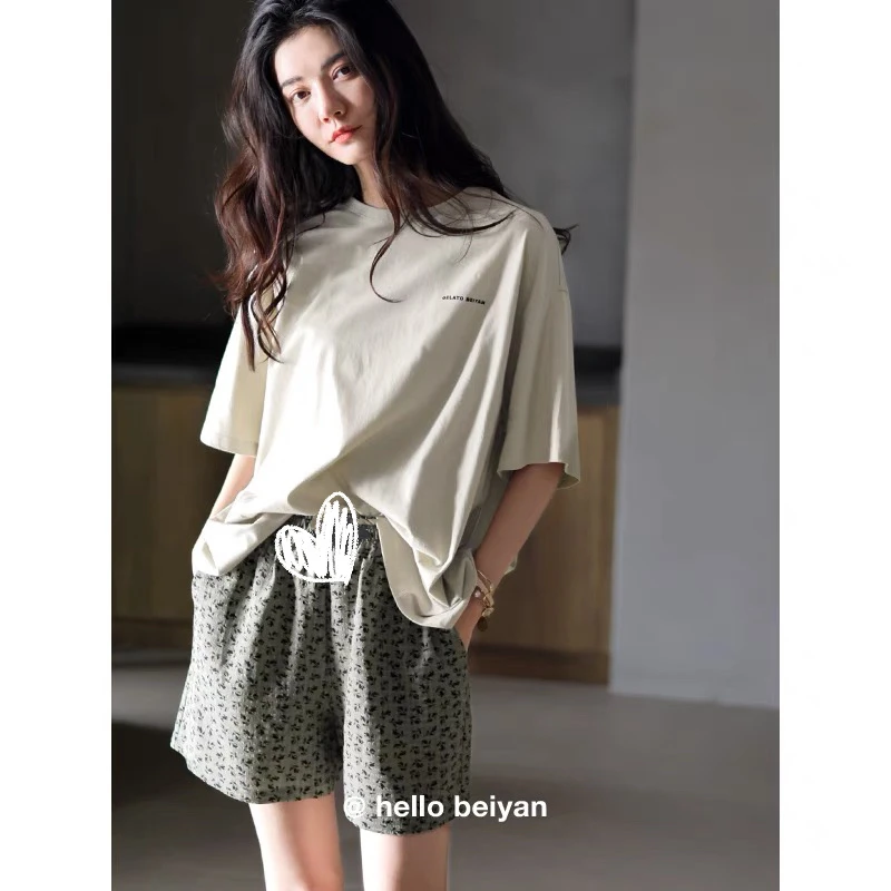 2025女士夏季简约款休闲短袖短裤套装