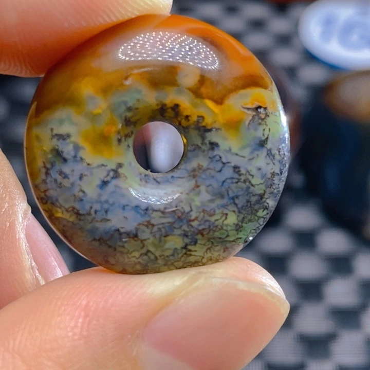 玛瑙/玉髓颈饰未镶嵌盛****花