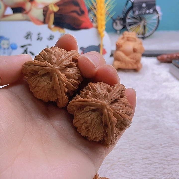 把件文玩核桃问****哥三棱