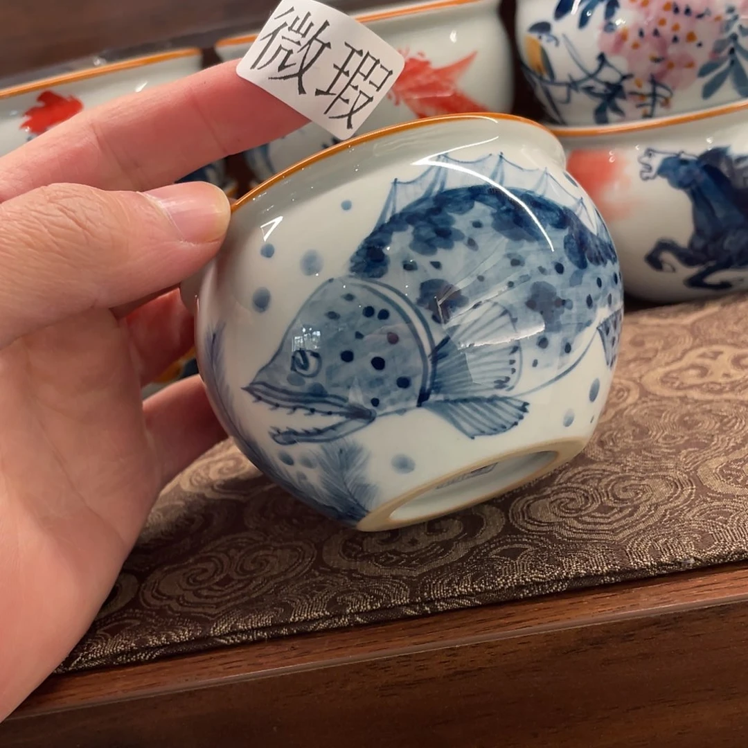 釉下手绘茶具微瑕