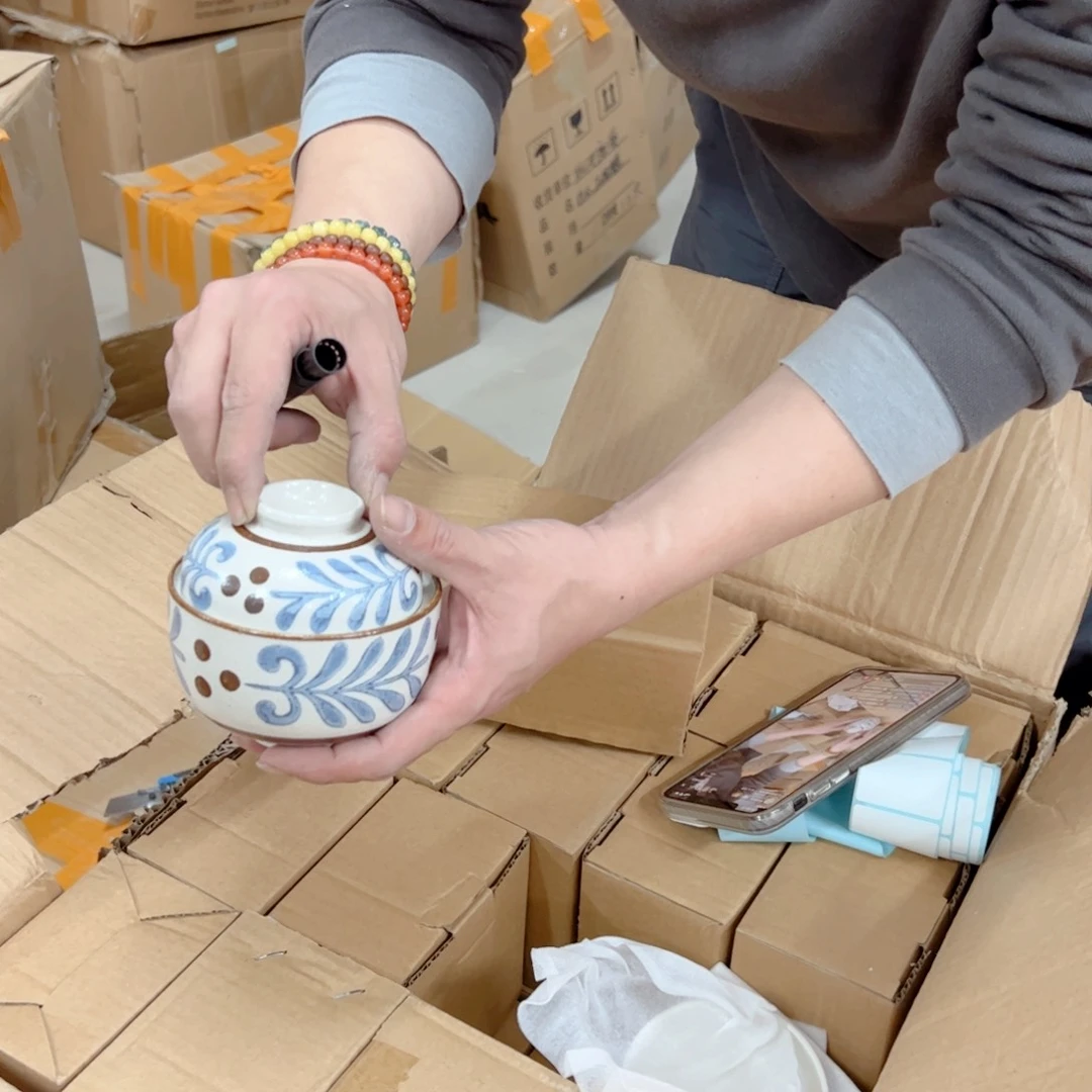 盘漂亮小姐姐家瓷器104