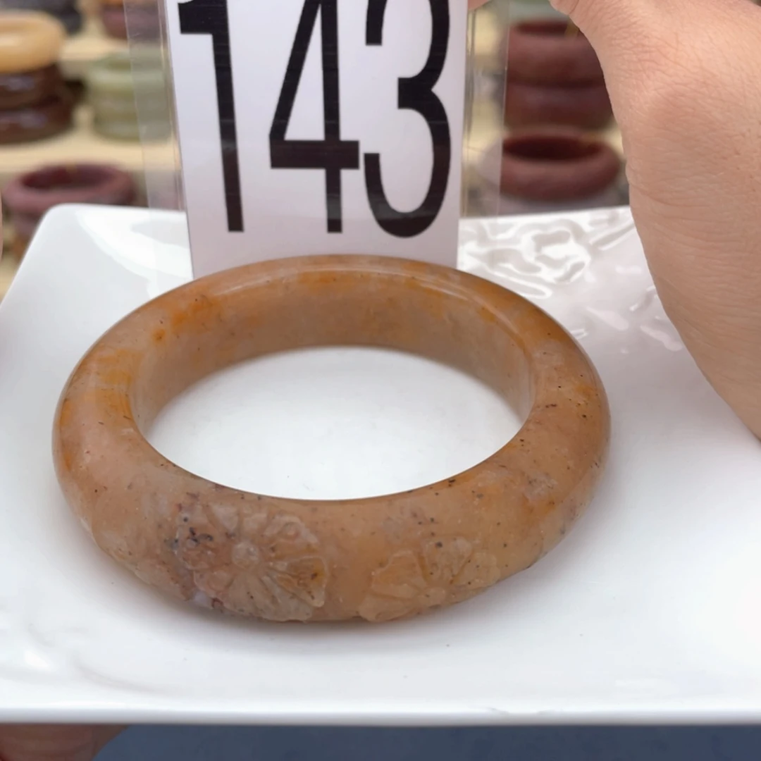 【闪购商品】石英质玉手镯未镶嵌