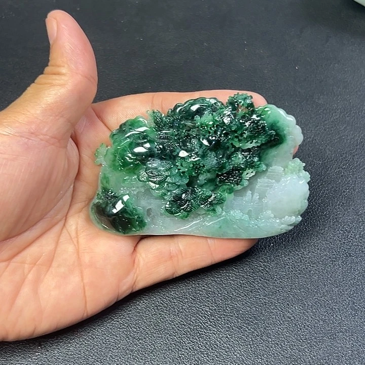 用***5翡翠摆件未镶嵌翡翠