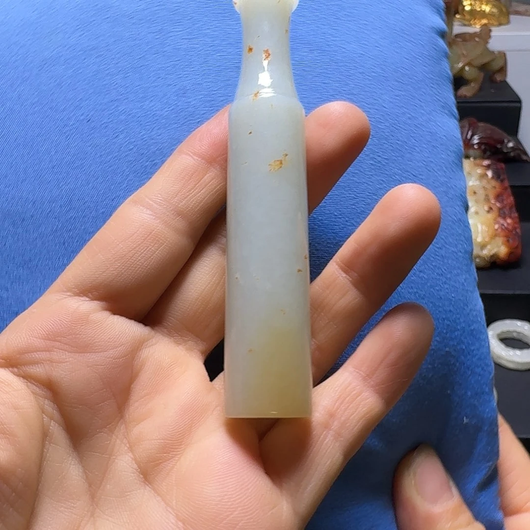颈饰未镶嵌和田玉（糖玉）