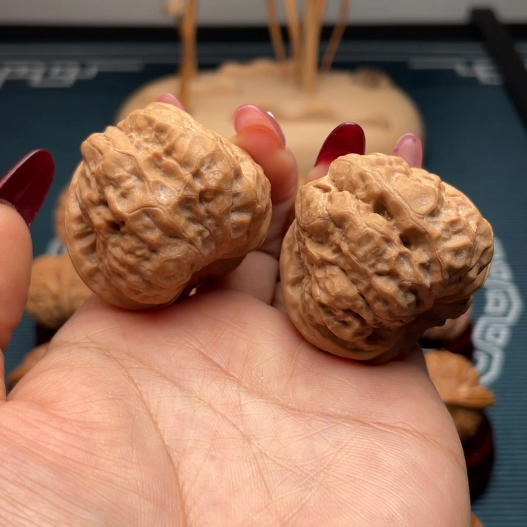 把件桃核蛤蟆头全品40