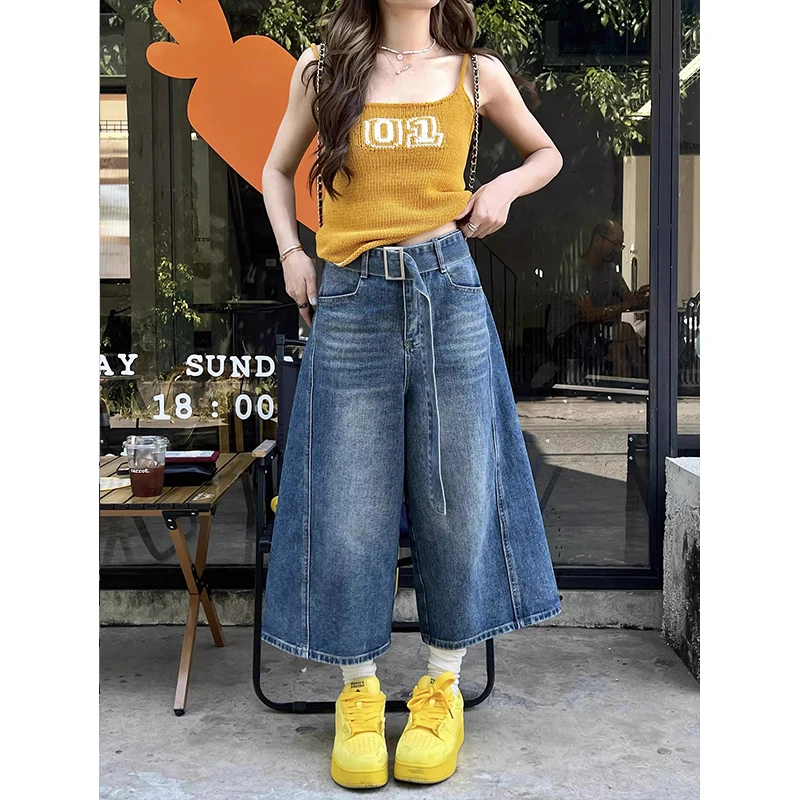 2025年春季新款洗水磨白高腰宽松显瘦设计七分裤复古阔腿牛仔裤女