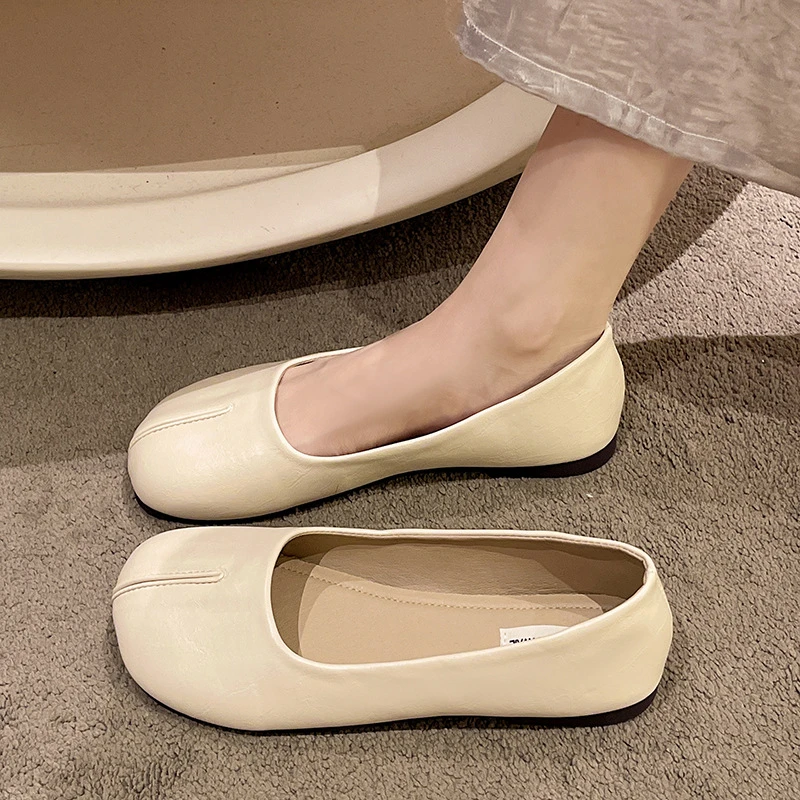 平底分趾猪蹄鞋女2025春夏季新款浅口一脚蹬懒人软皮舒适外穿单鞋