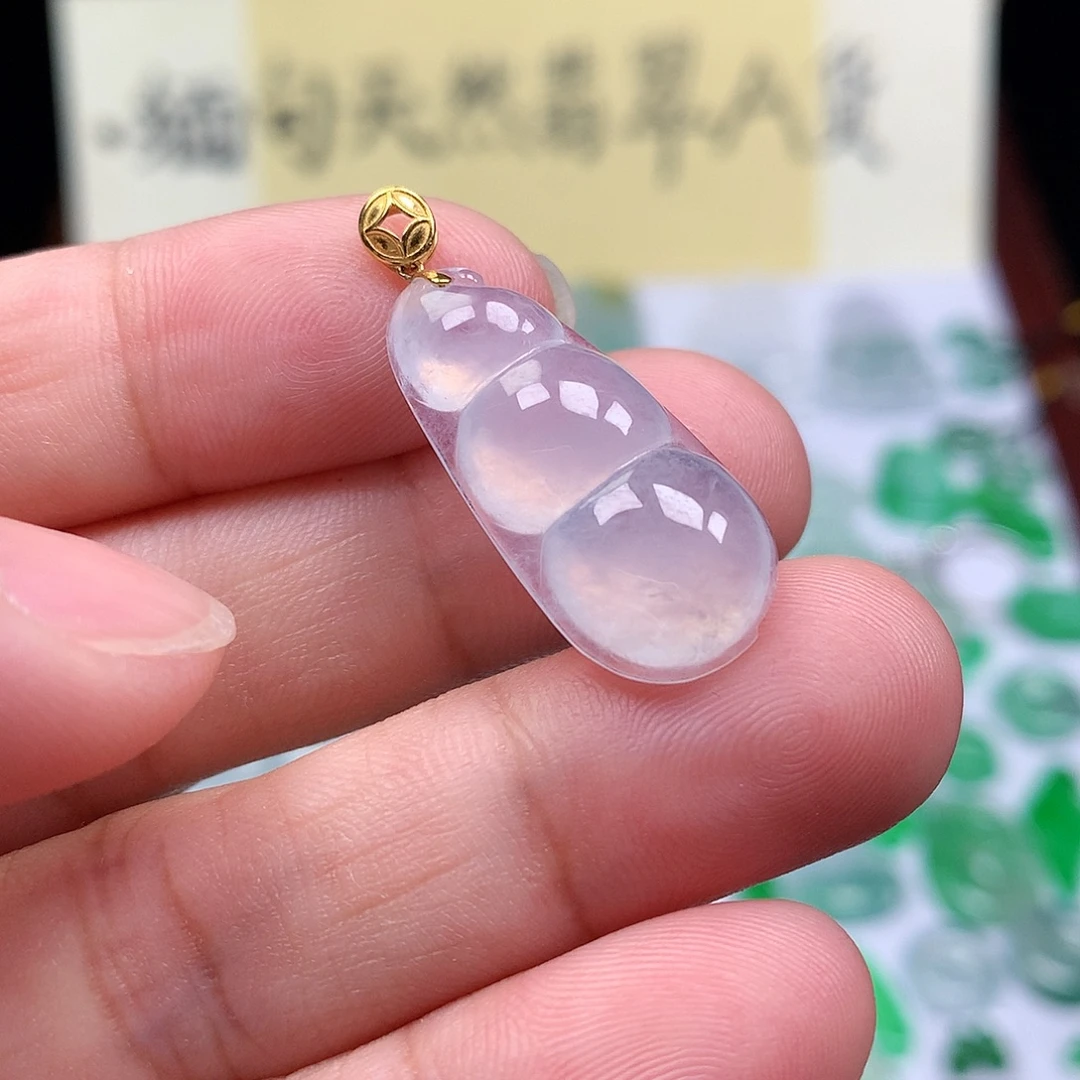 翡翠裸石18K金镶嵌缅甸天然A货翡翠冰种豆子