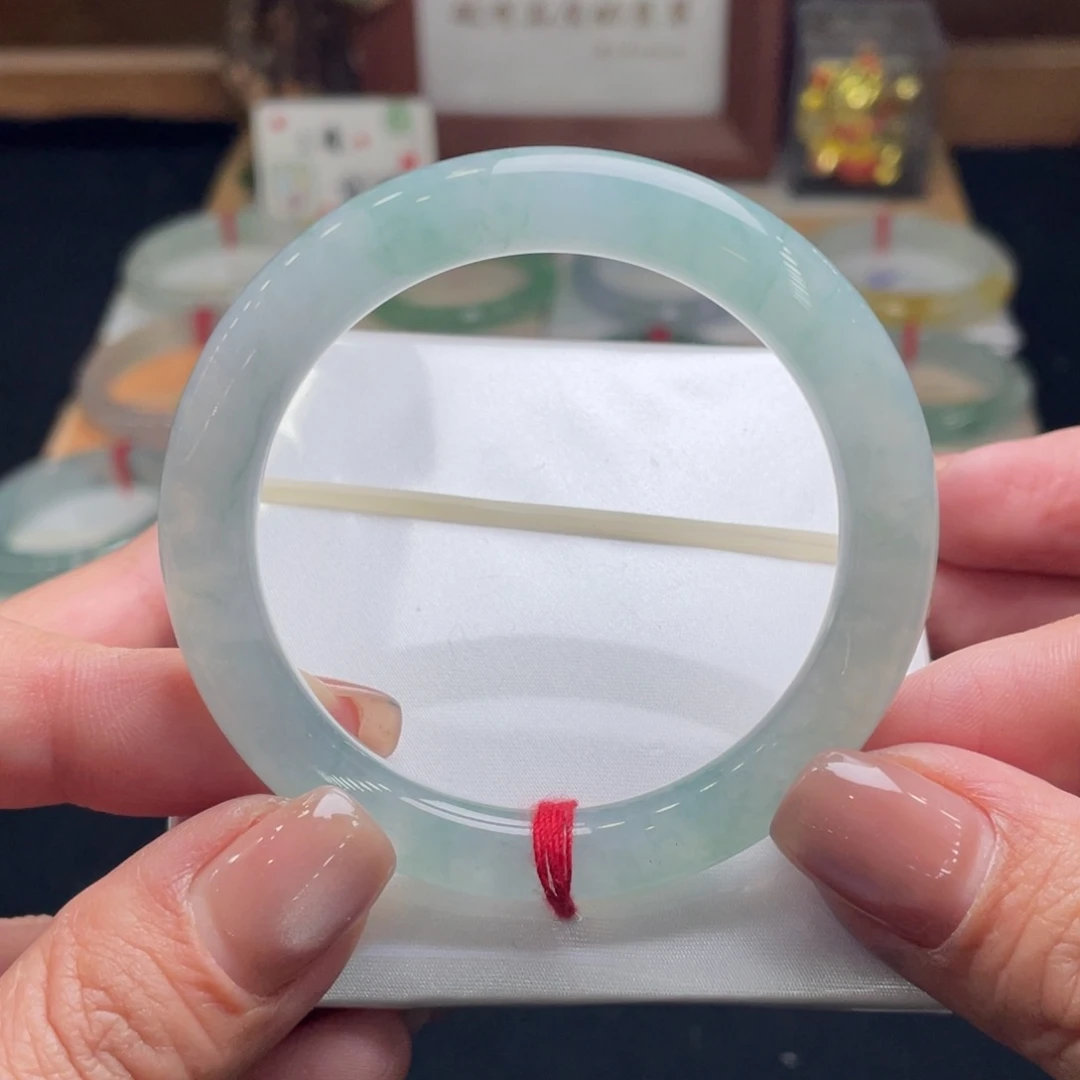 翡翠手镯未镶嵌翡翠52圆条