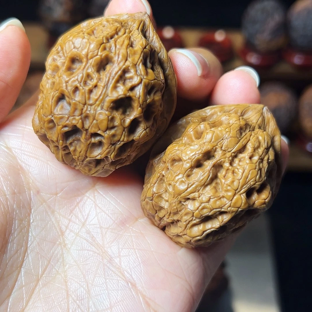 挺***头       鸡血石     42