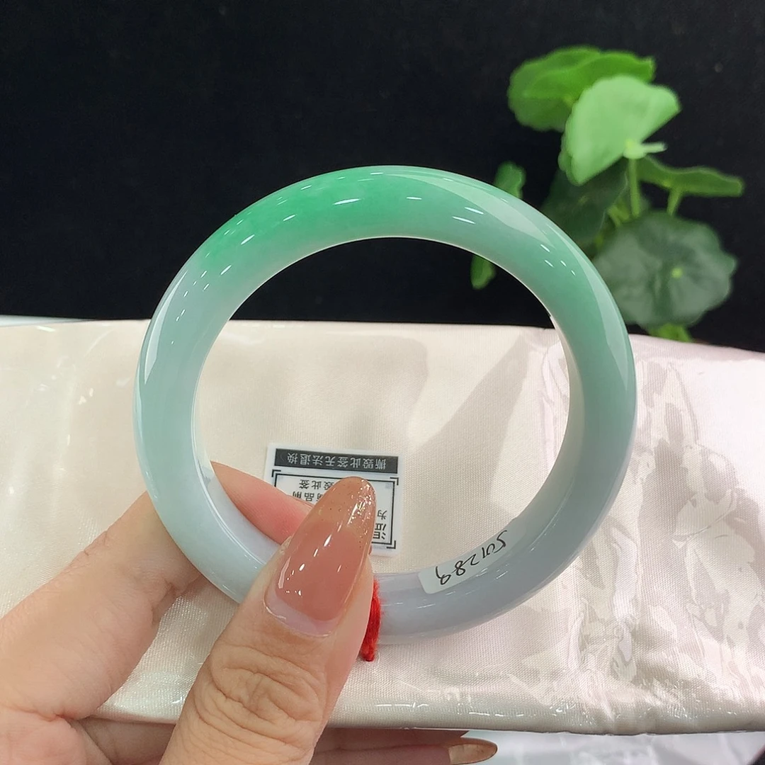 翡翠未镶嵌手镯正59