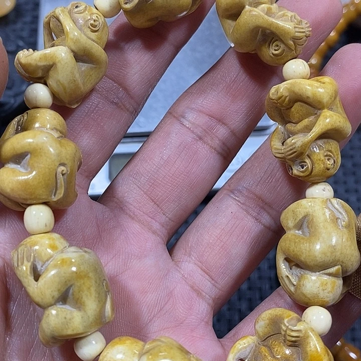 吊坠滴血莲花菩提