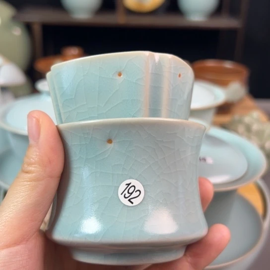 杯水**梉不带礼盒，刻字，不调不退