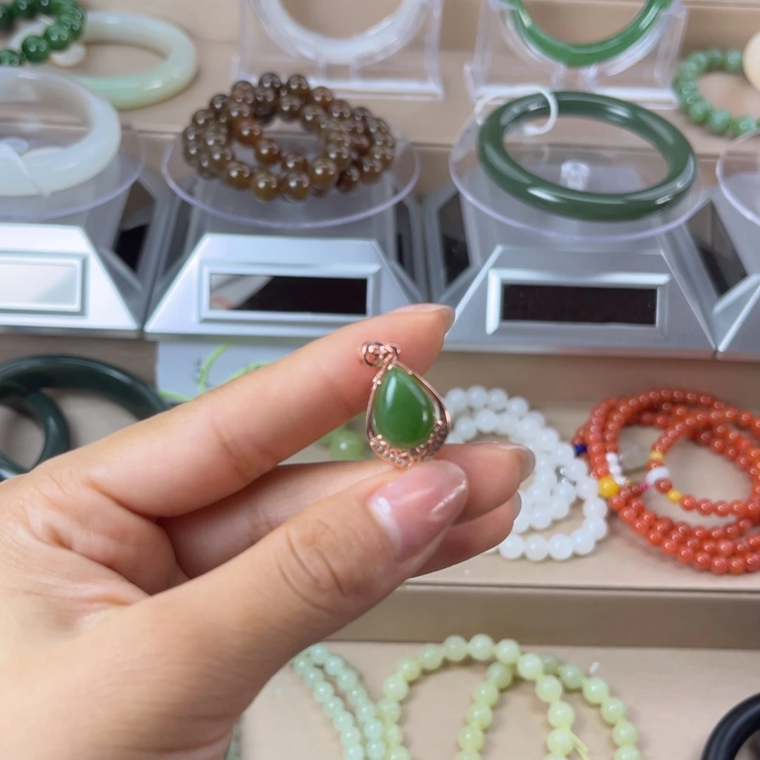 和田玉银S925镀金镶嵌颈饰