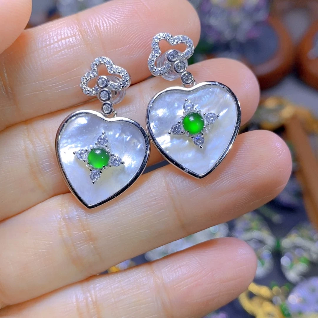 翡翠颈饰银S925镶嵌天然翡翠