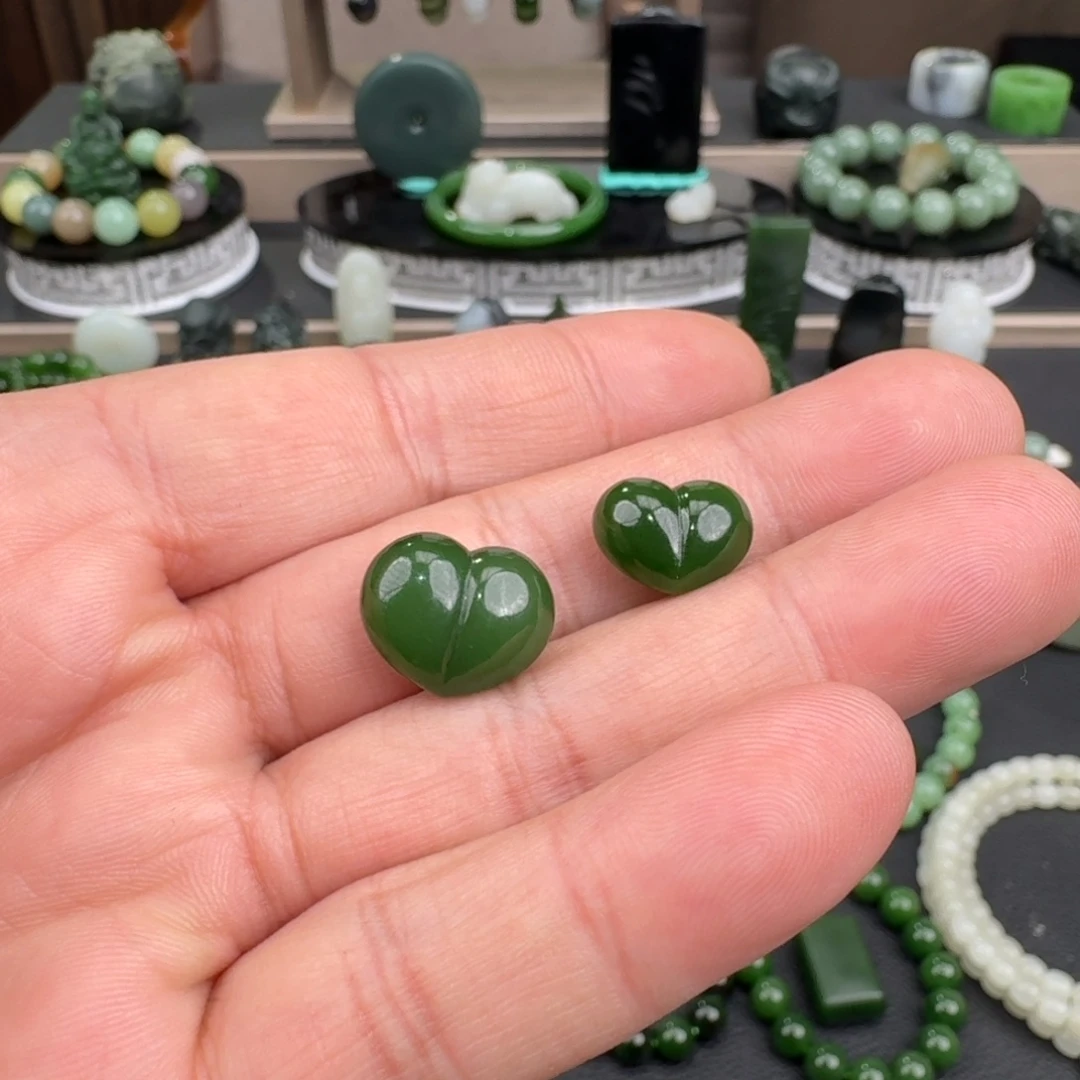 和田玉未镶嵌颈饰多样性拍一发一