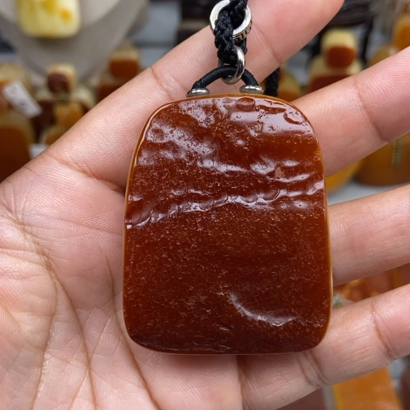 【闪购商品】琥珀颈饰未镶嵌