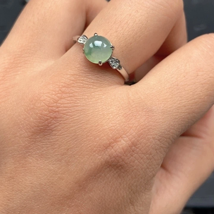 翡翠未镶嵌戒指戒指