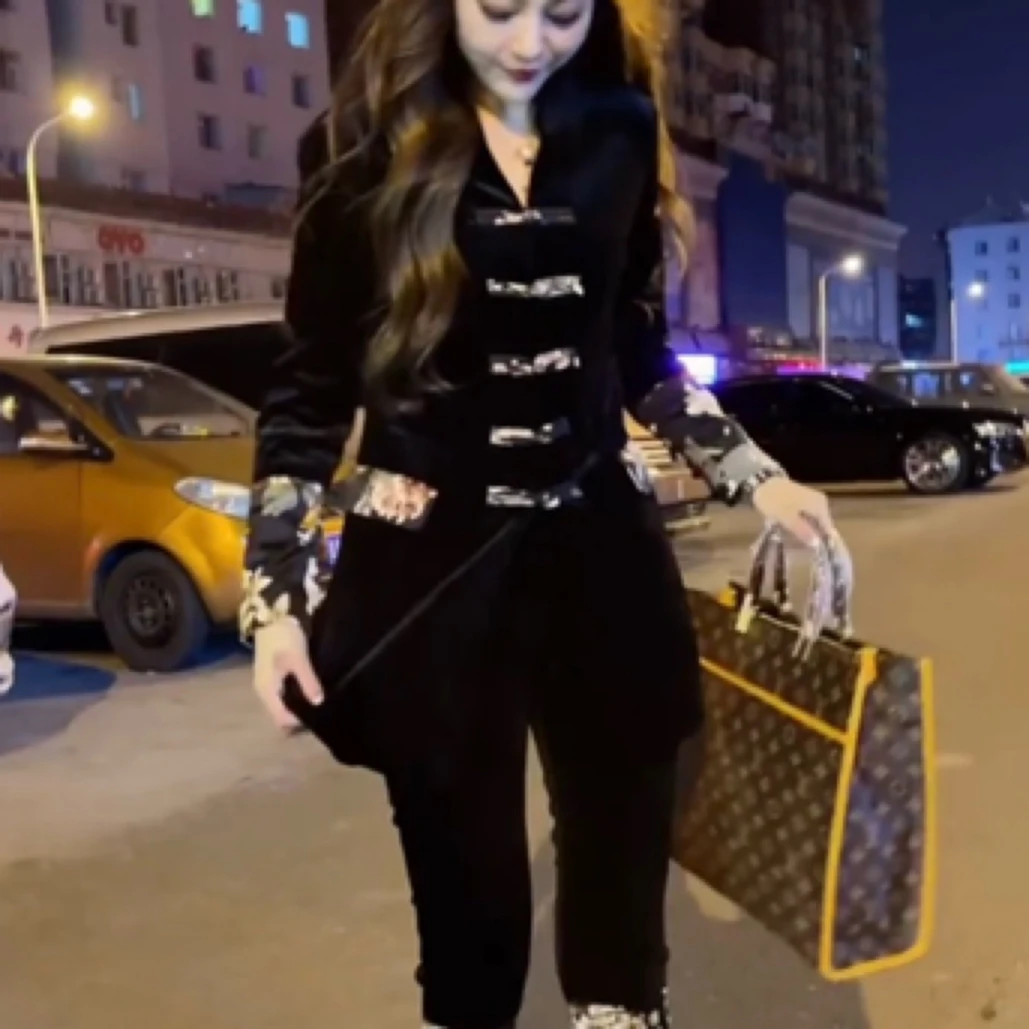 气质时尚新中式金丝绒外套长袖小脚裤春秋套装网红洋气女神黑色暖