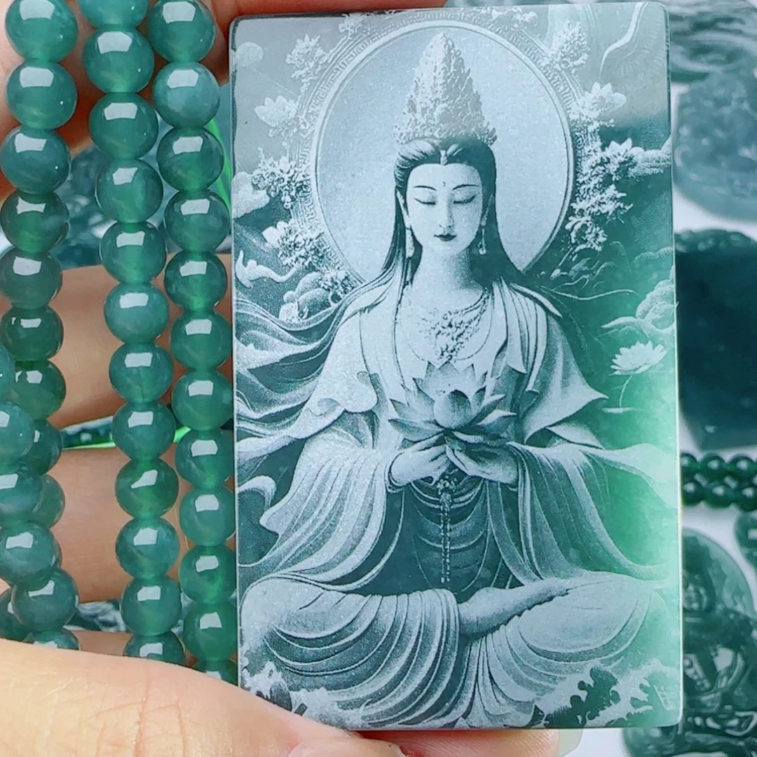 翡翠未镶嵌颈饰多样性发货天然的A货翡翠