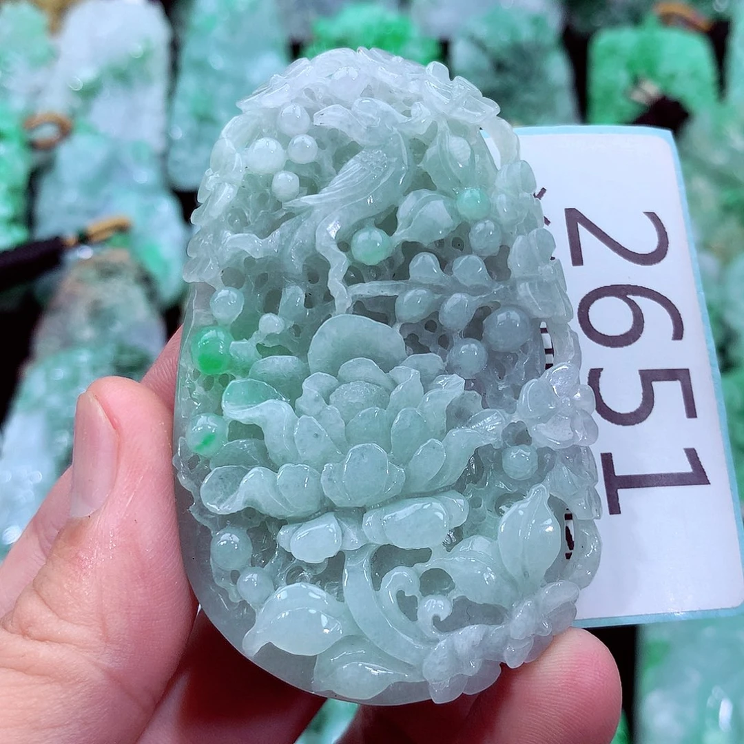 翡翠未镶嵌吊坠(不含链)