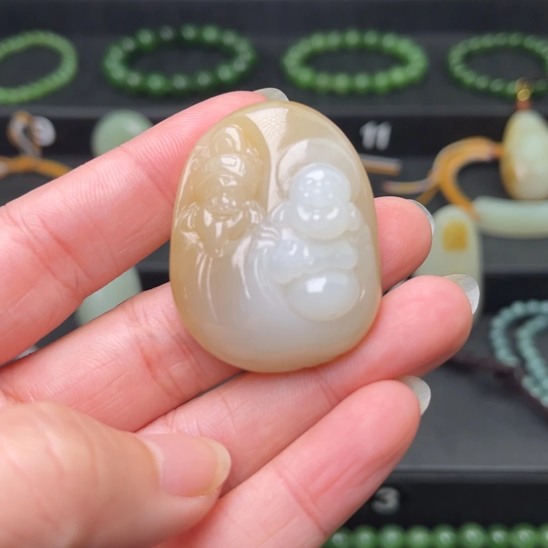 和田玉未镶嵌颈饰