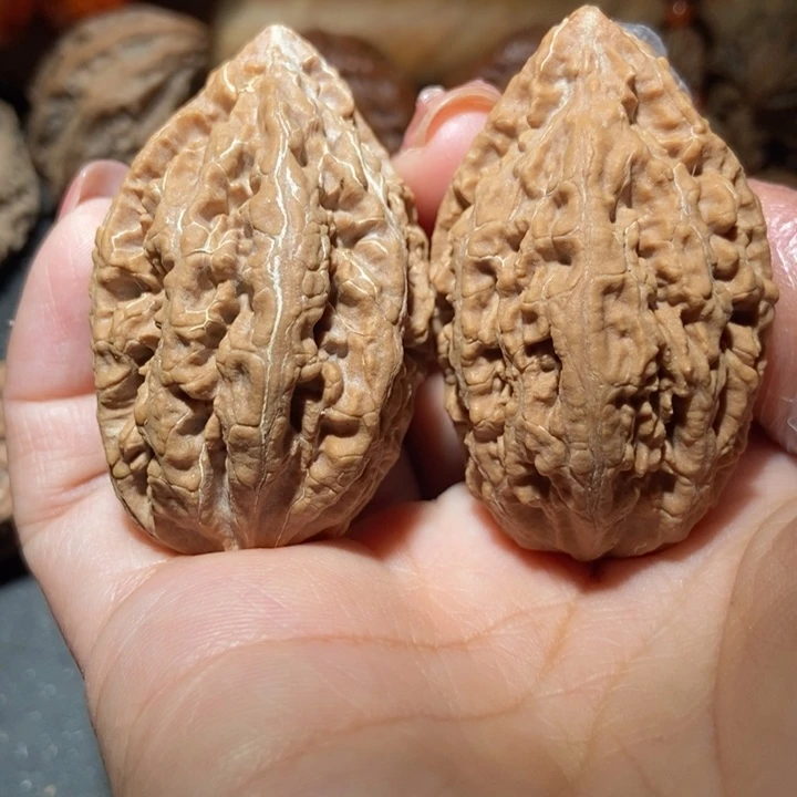 把件文玩核桃东北楸子小雪204