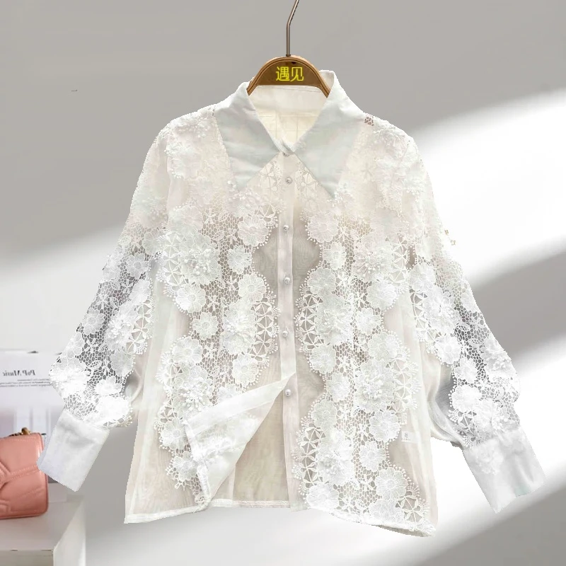 法式精致小众百搭长袖衬衫女秋季重工镂空刺绣翻领单排扣显瘦