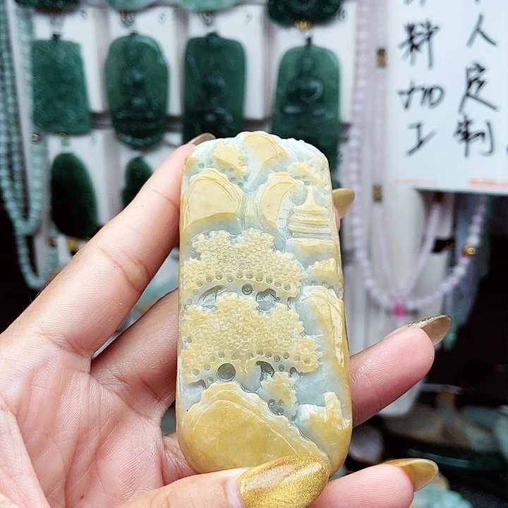 翡翠未镶嵌颈饰翡翠