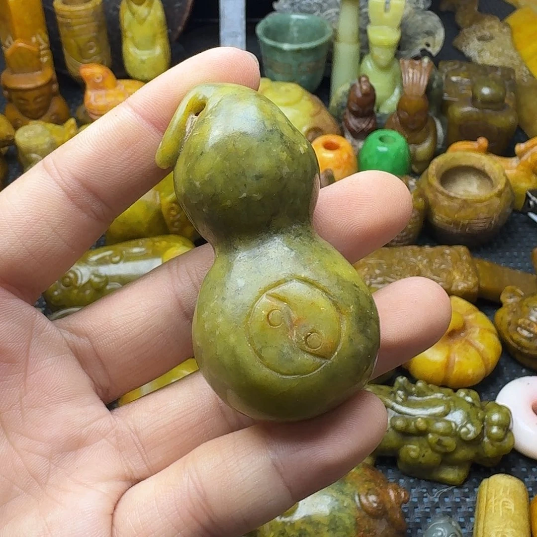 白玉菩提吊坠。。。