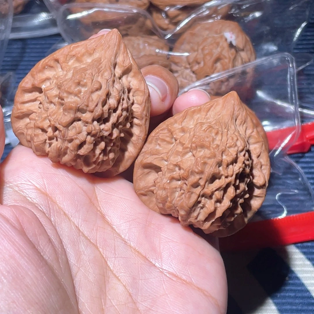 文玩核桃吊坠?**?朱雀41