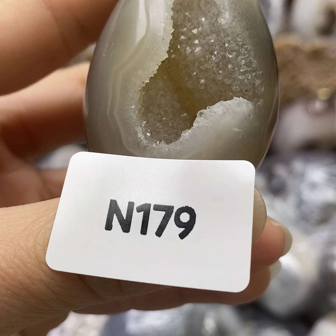 未镶嵌玛瑙/玉髓珠宝奇石