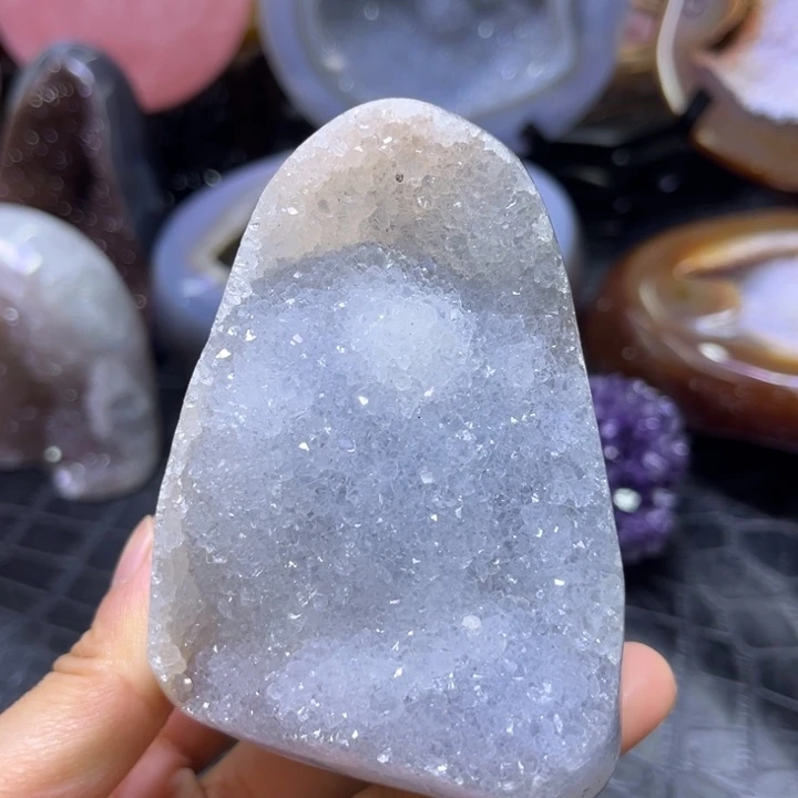 水晶未镶嵌珠宝半成品白晶簇