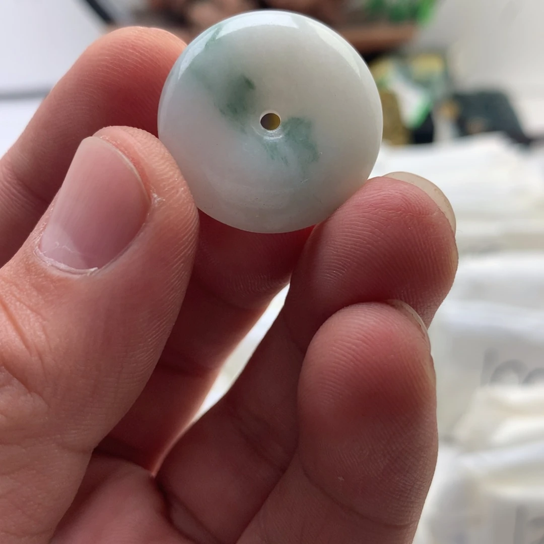 颈饰未镶嵌翡翠扣子