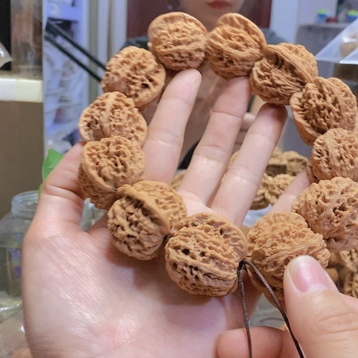 【闪购商品】文玩核桃把件34蚂蚁沟手持黄