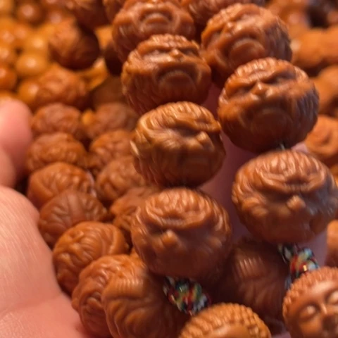 手串猴头核桃落**失舞台