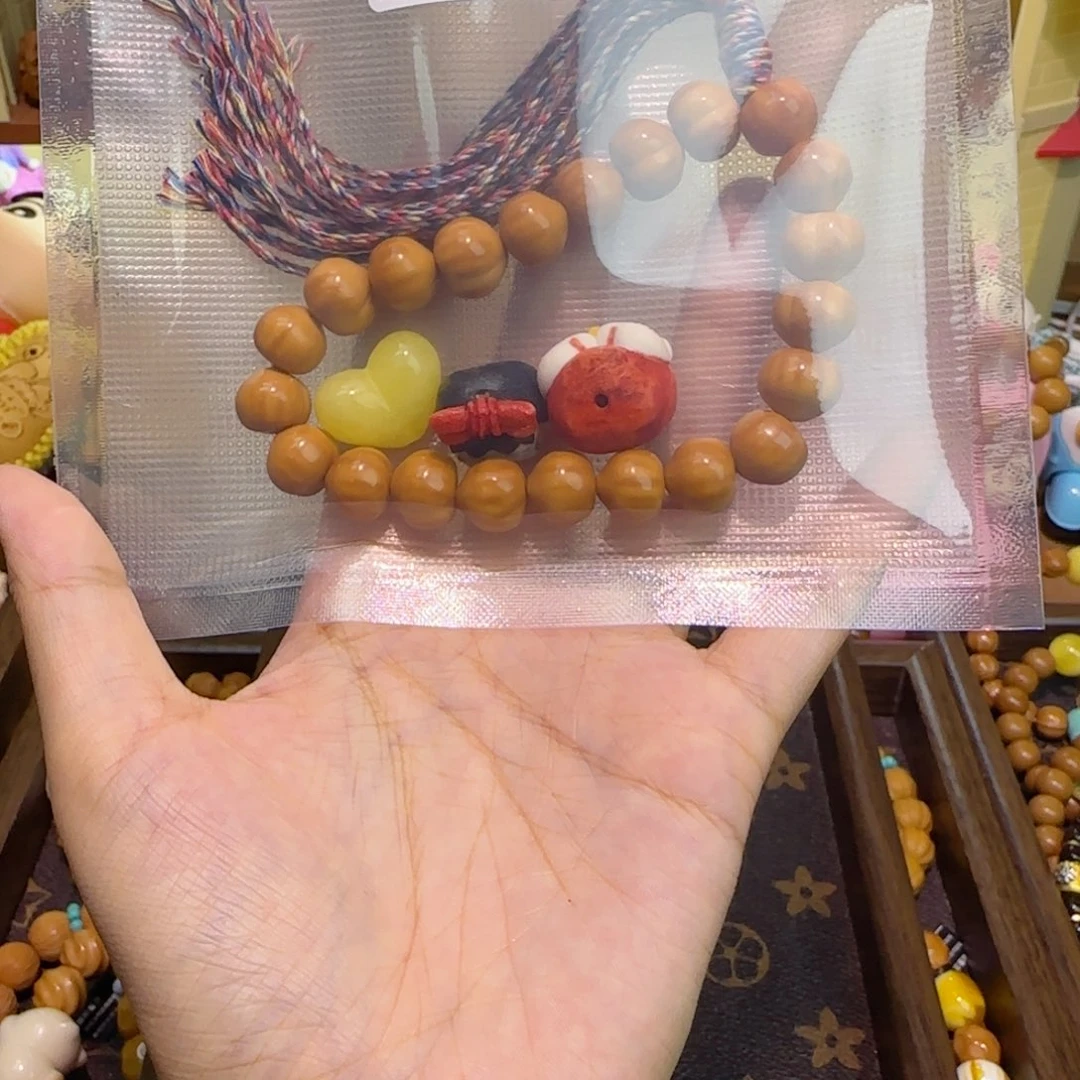 爱***n吊坠猴头核桃1111111111