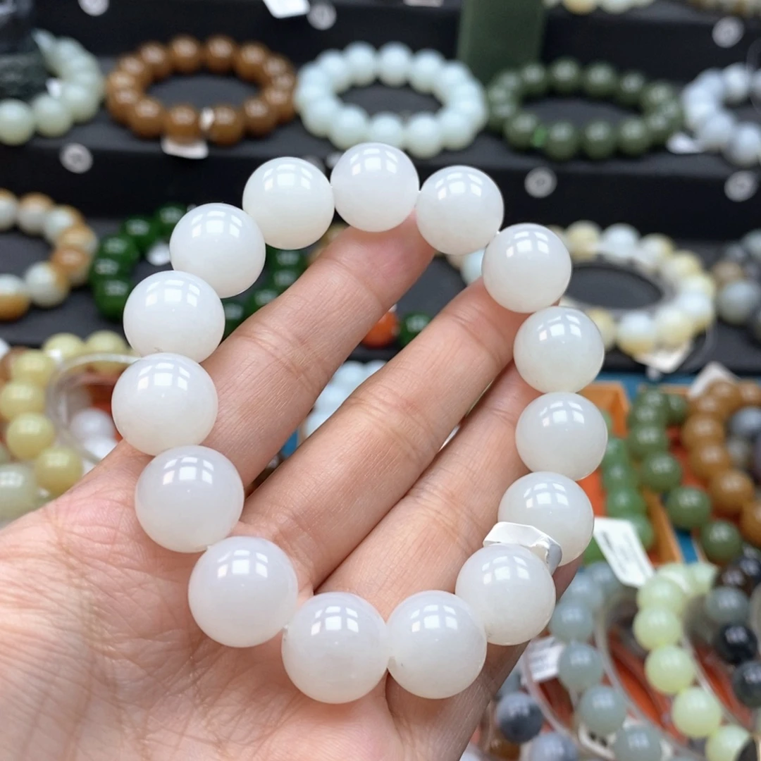 和田玉未镶嵌珠宝奇石L卡14