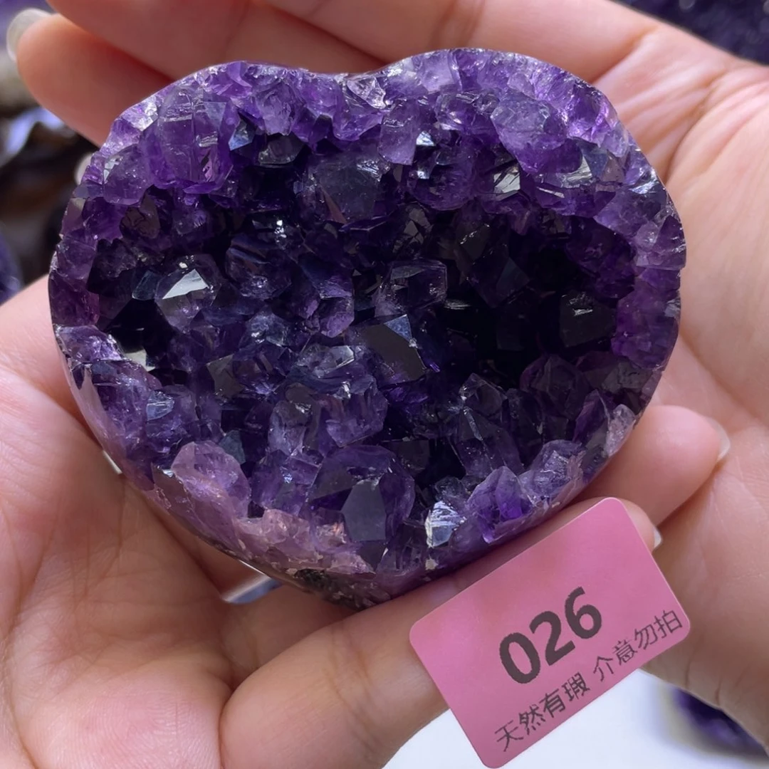 未镶嵌水晶大型摆件（非配饰）