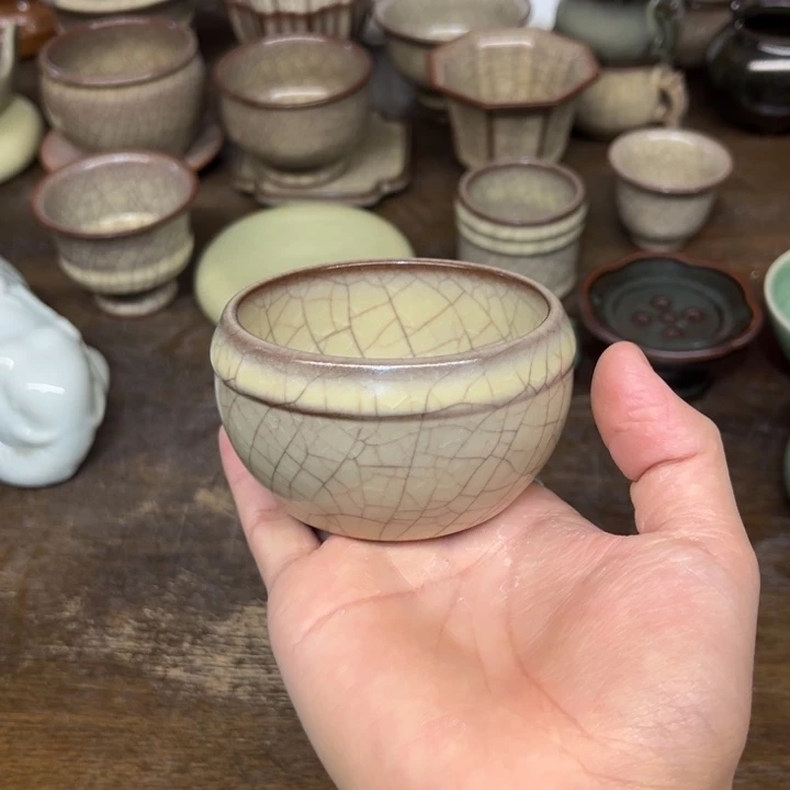 蒋加宝 传世哥窑 鼓杯