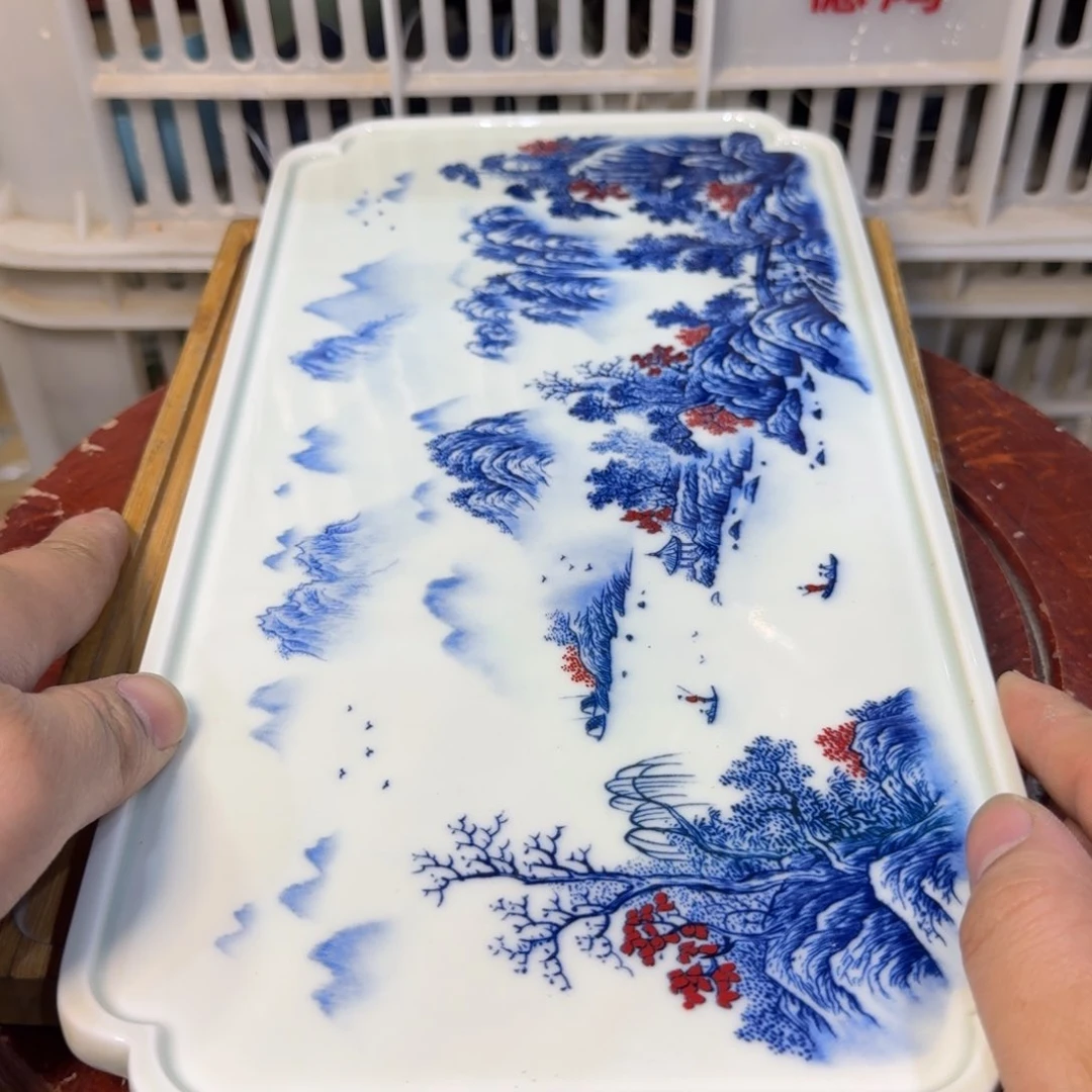 微瑕疵介意勿拍陶瓷器皿H952