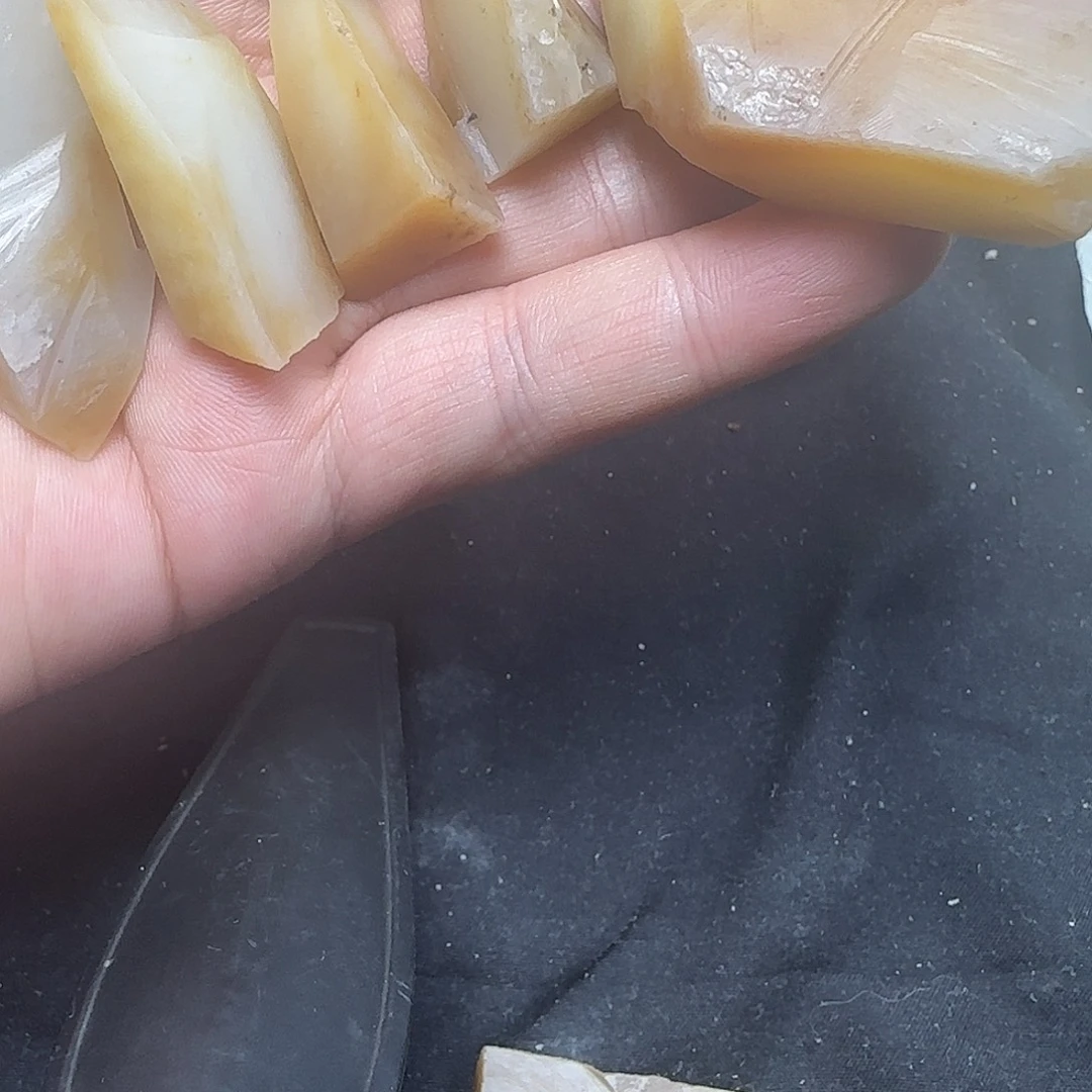 未镶嵌和田玉珠宝奇石