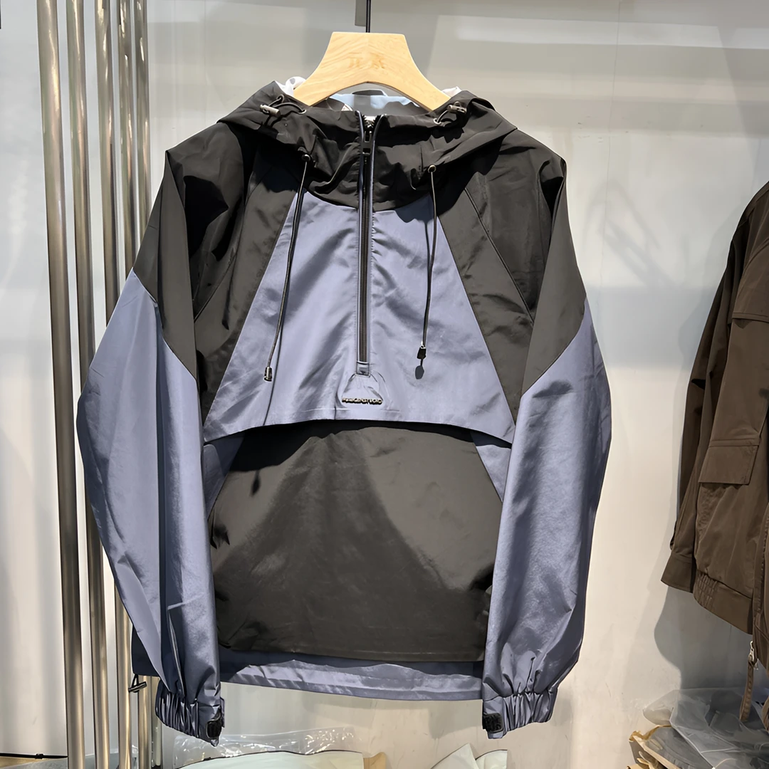 秋季2正常版2895#时尚潮流套头连帽衣拼色立体裁剪冲锋衣休闲上衣